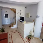 Hotel Sherifi