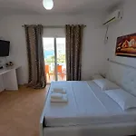 Hotel Sherifi Sarande
