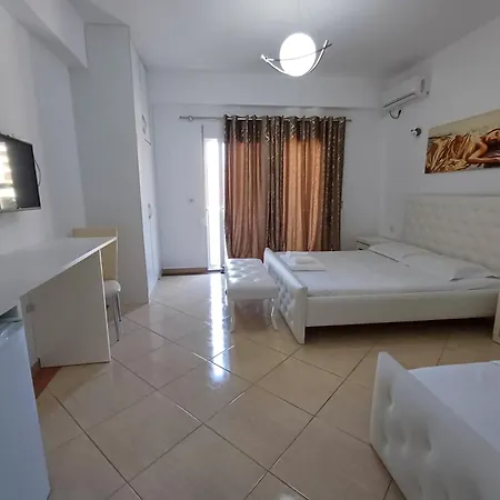 Sherifi Hotel 3*