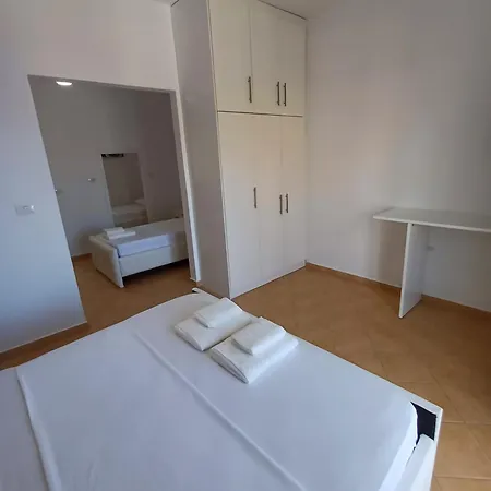 Hotel Sherifi