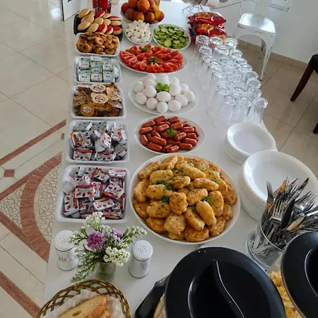 Hotel Sherifi 3*