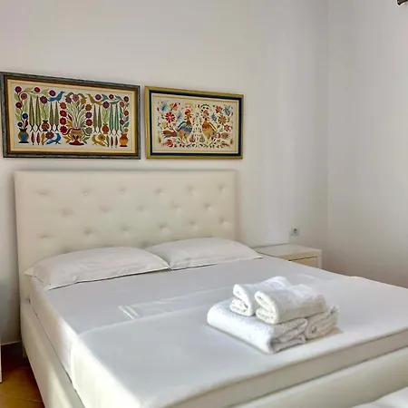 Sherifi Hotel 3*